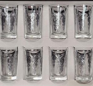 Verres à Thé avec Gravures Argentées Raffinées